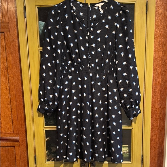 Beautiful Silk NWOT Rebecca Taylor Black Floral Dress  Size 6 - Picture 4 of 12